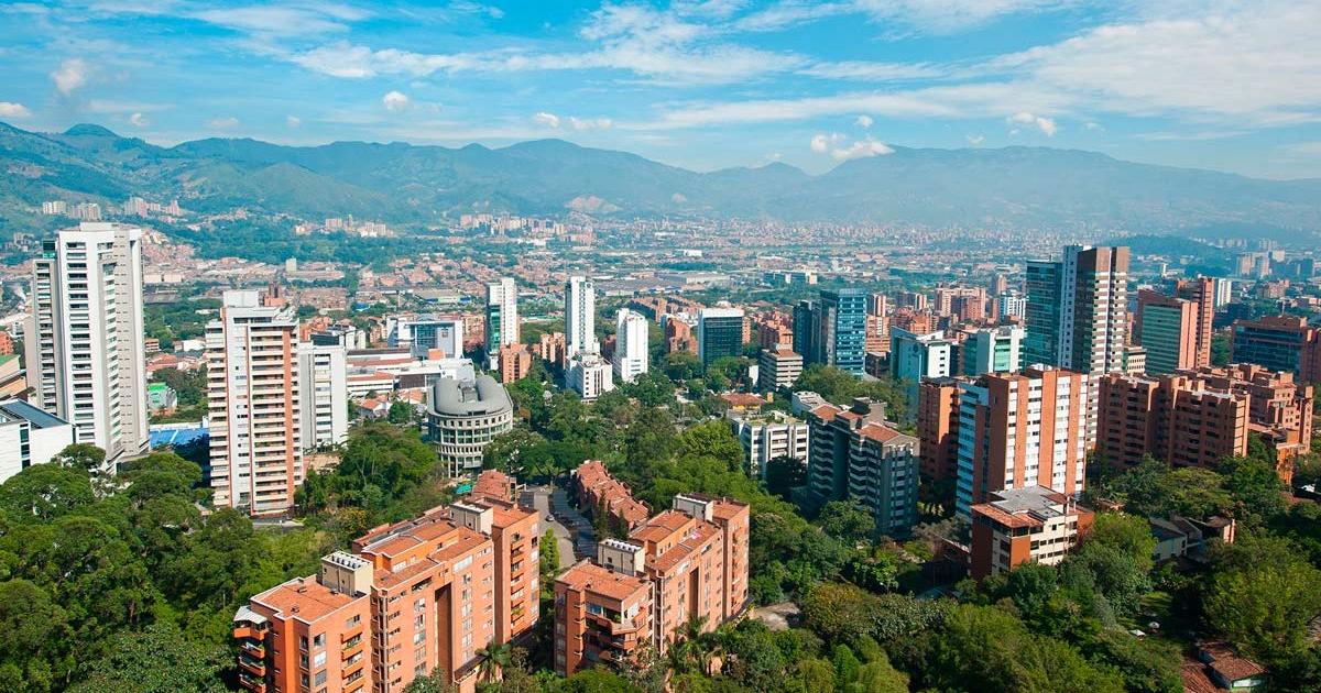 Medellín reforzará seguridad en aeropuertos y terminales durante vacaciones de fin de año