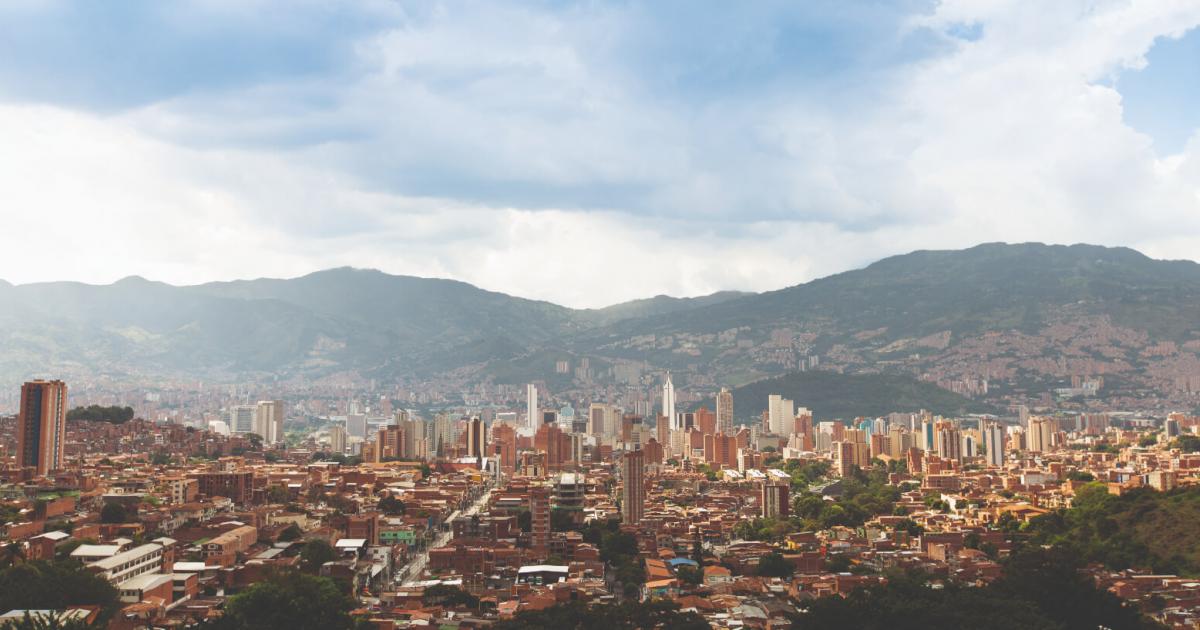 Veeduría Todos por Medellín advierte que solo el 32 % de metas de viviendas nuevas se cumple en la ciudad