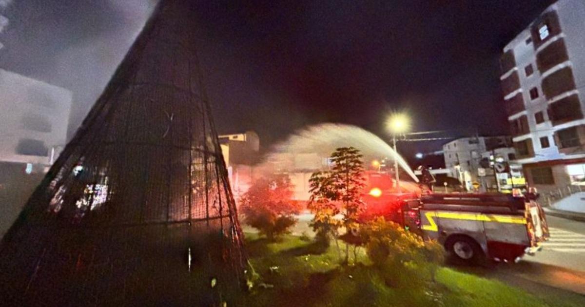 Autoridades buscan a hombre que vandalizó el alumbrado navideño en Guarne