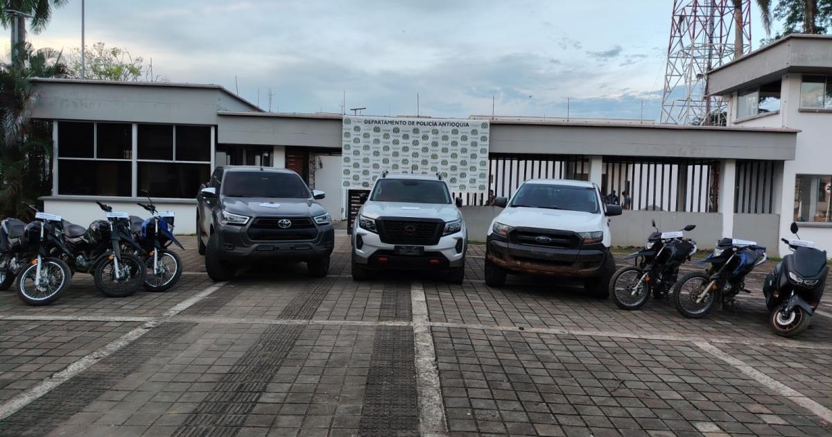 Recuperaron 10 vehículos robados en Cali y Medellín, avaluados en $300 millones, iban a ser vendidos en el Bajo Cauca