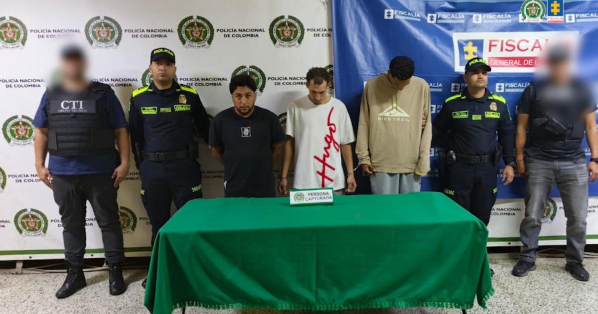 A prisión tres hombres que habrían matado a un joven con 18 puñaladas por supuesta deuda en licorera de Medellín
