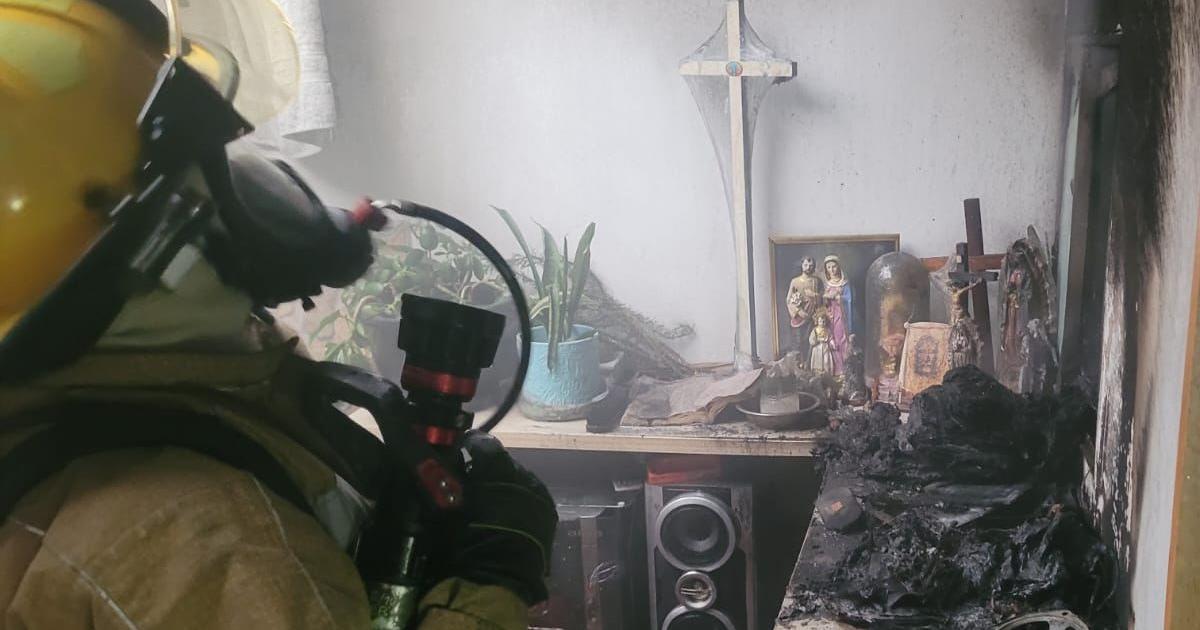 Bomberos de Rionegro, en Antioquia, piden a ciudadanos no dejar velas encendidas durante Navidad