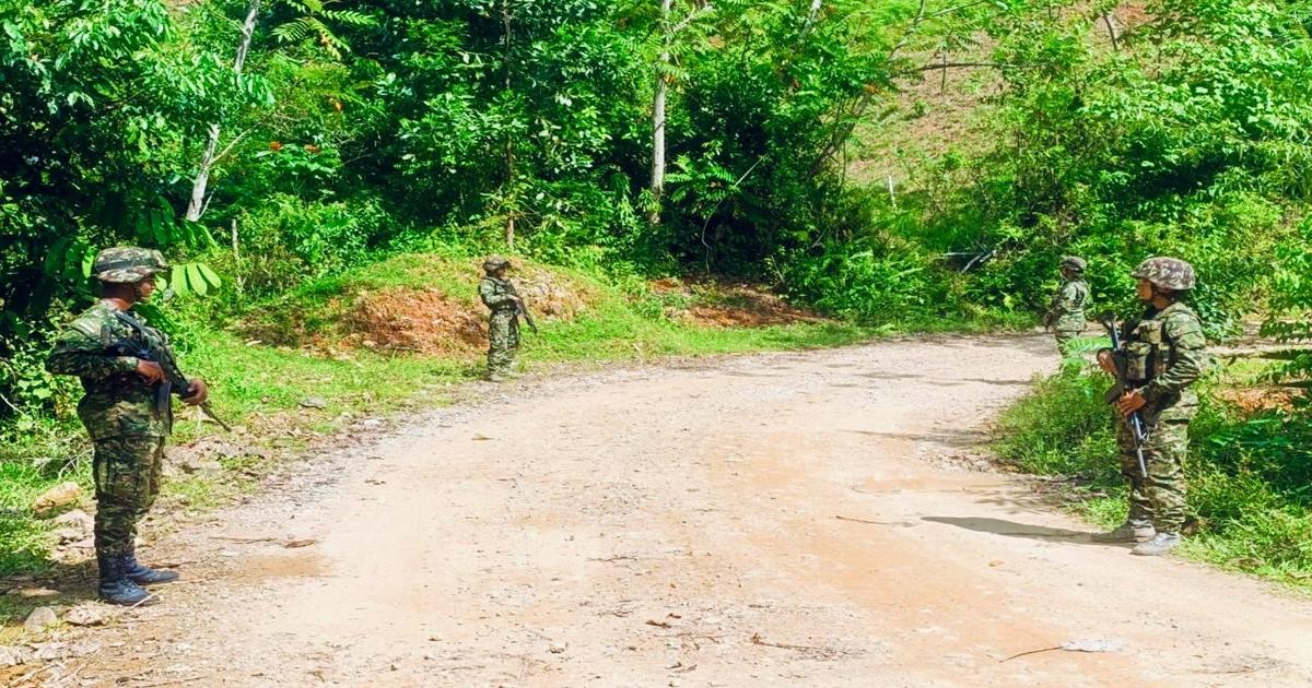 Ejército acompañó el restablecimiento de energía en zona rural de El Bagre (Antioquia)