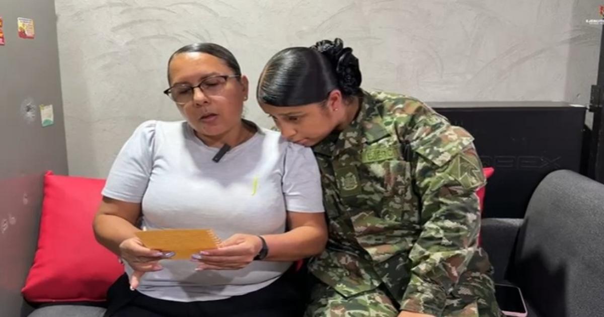 Una videollamada navideña y un mensaje de mamá: la misión especial que reunió a dos hermanos soldados en Antioquia