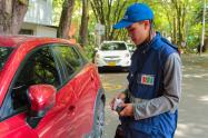 Desde mañana se implementará el pago electrónico en las zonas de estacionamiento regulado de Medellín con Flypass 