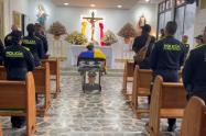 Traslado a Chocó el cuerpo del patrullero de la Policía González, asesinado en Andes