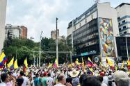 Marcha en apoyo al expresidente Uribe en Medellín