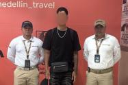 Inadmiten a Chileno con antecedentes de abuso 