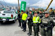 La policía Antioquia recibió 19 camionetas que ayudarán a combatir la criminalidad