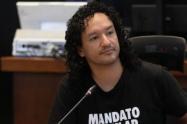 La UNP retira chaleco antibalas a concejal en Medellín pese a las amenazas