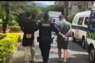 Libres colombiano y estadounidense señalados de pagar a menores por encuentros sexuales en Medellín
