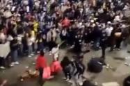 En imágenes quedó registrada la batalla que se vivió en City U, tras finalizar el partido entre Colombia y Venezuela.