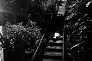 Lo mataron y lo dejaron en unas escaleras en el barrio Robledo Aures de Medellín