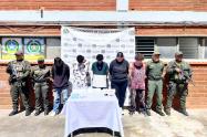 Cárcel para cinco hombres señalados de estrangular y envolver en cobijas a un joven en Rionegro