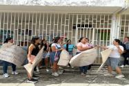 Padres de familia en San Carlos (Antioquia) piden al ICBF reactivar el contrato con el centro de atención a la primera infancia