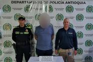 Caleño con circular azul de Interpol por extorsión fue capturado en aeropuerto de Rionegro 