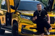 'El Billetudo' perdió su extravagante camioneta dorada: Inmovilizada en Medellín por varias infracciones de tránsito