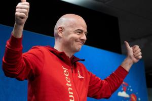 Gianni Infantino ya piensa en el Mundial Catar 2022