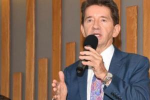 El gobernador, Luis Pérez, dijo que los guerrilleros del ELN son buscados en territorio antioqueño y chocoano. 