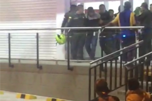 Captura de dos supuestos ladrones en un supermercado de Medellín