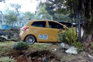 Encuentran cadáver  en un taxi en el municipio de Bello