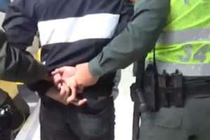 Abusador  sexual se escondió en la maleta de un bus para evadir controles en Medellín