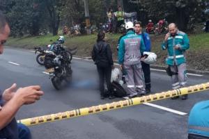 Motociclistas murió en la avenida regional de Medellín 