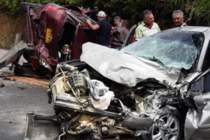 Dos personas lesionadas dejó grave accidente  en la vía Medellín Puerto Berrio, Antioquia