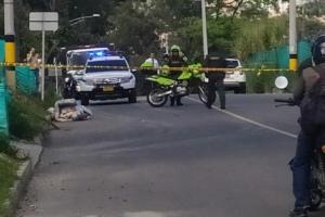 La víctima tenía una sábana puesta.