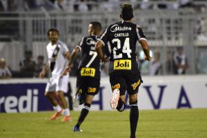 Víctor Cantillo debutó con Corinthians.