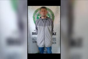 El detenido es alias “orejas”, presunto integrante de la banda delincuencial “los Chivos”.