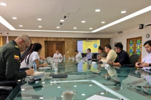 Reunión con el gobernador de Antioquia, Aníbal Gaviria Correa