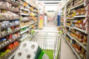 Supermercados permanecerán abiertos durante el aislamiento nacional