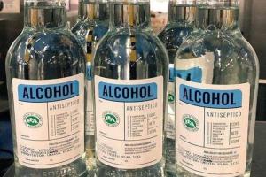 Desde hoy, alcohol antiséptico de la fabrica de licores de Antioquia, se comercializará en almacenes