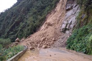 Derrumbe de la vía Sonsón - La Quiebra – Nariño