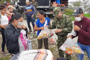 El Ejército ha entregado más de 35 mil ayudas a familias antioqueñas afectadas por la cuarentena