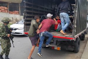 Las autoridades rechazaron la conducta de los extranjeros, quienes son atendidos con ayudas humanitarias de la Alcaldía. 