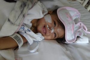 Aleia, hija del alcalde Daniel Quintero