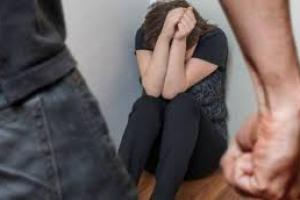 La víctima denunció constantes amenazas de muerte por parte del agresor.  