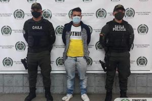 Los contactan, le roban y luego exigen dinero:  nueva modalidad de extorsión en Medellín