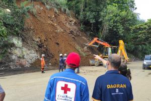 Labores de remoción de material en Valdivia, Antioquia