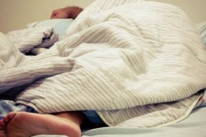 Cinco tips para dormir bien, a propósito del Día Mundial del Sueño 