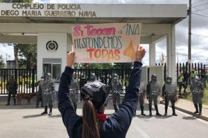 Con violencia sexual amedrantan a mujeres que marchan: Corporación Humanas