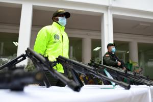 Incautan en Medellín 31 fusiles del Clan del Golfo