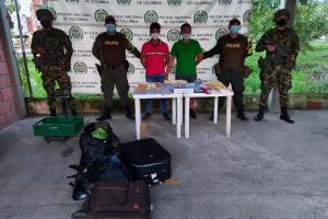 Dos peruanos llevaban 29 kilos de cocaína del Clan del Golfo en el Urabá antioqueño