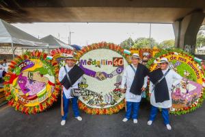 El alcalde de Medellín, Daniel Quintero, manifestó que los campesinos fueron engañados por los opositores.