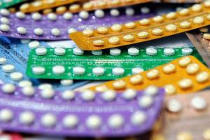 Píldoras, pastillas - métodos anticonceptivos - referencial.