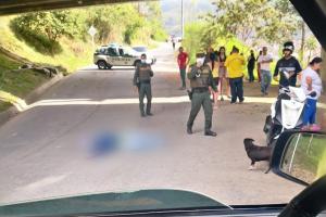 Murió joven motociclista en intento de robo en Medellín
