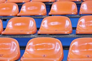 Tribuna de estadio en Países Bajos se desplomó