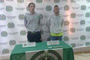 Hinchas de Nacional capturados, al parecer por asesinara un mesero venezolano.